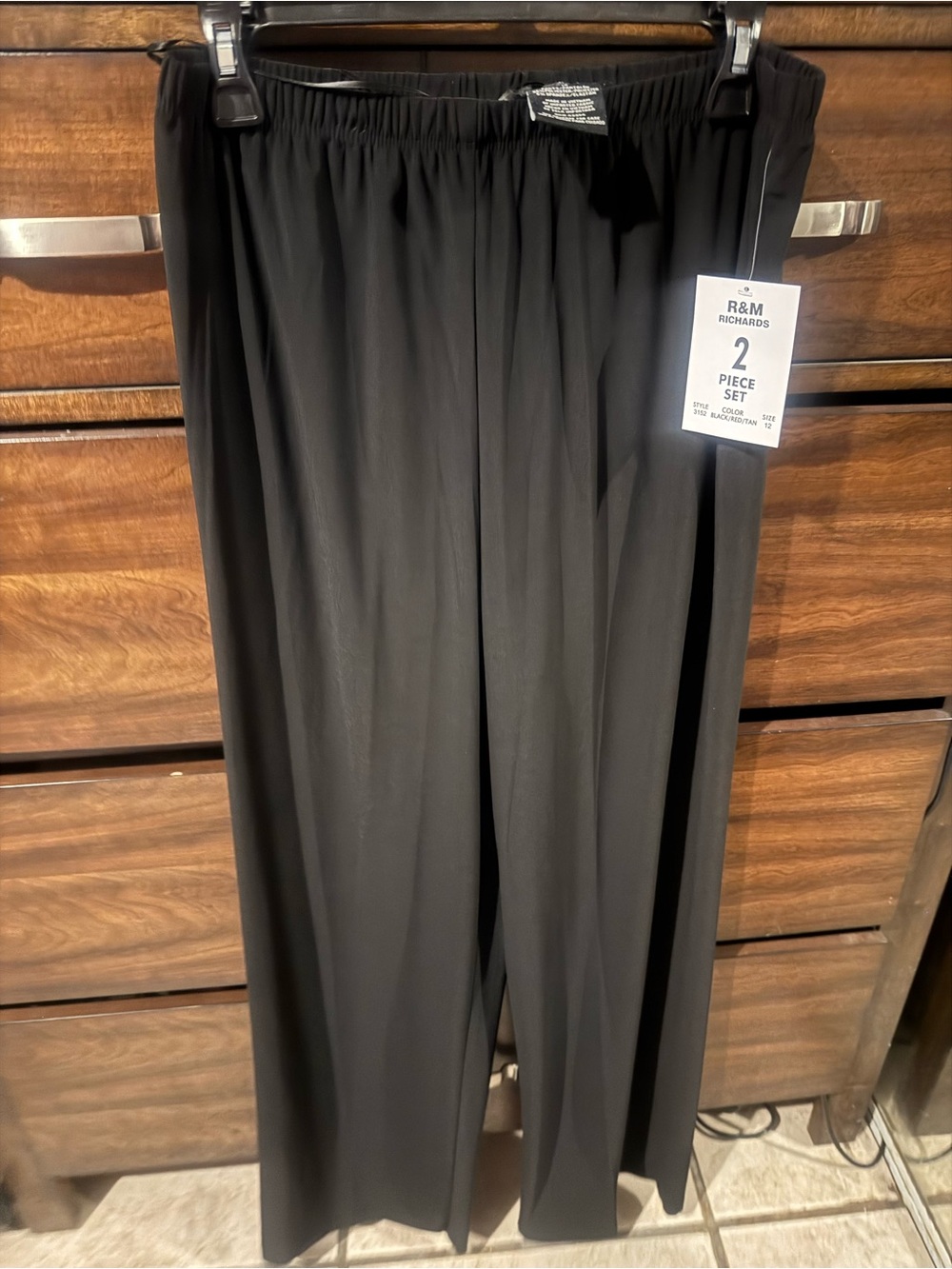 R&M Richards Black Wide-Leg Pull-On Pants